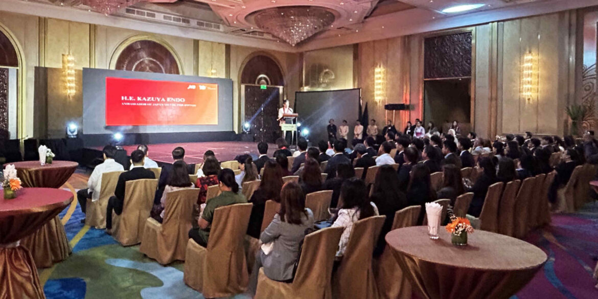 JTB travel group sends 'Samurai' overseas to catch MICE business