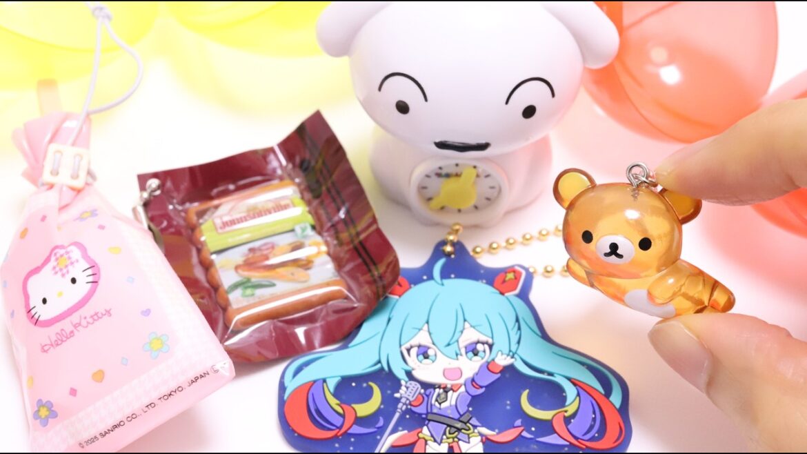 ASMR Focus: ASMR | Unboxing 5 New Japanese Capsule Toys (No Talking)  #shinchan #sanrio #rilakkuma