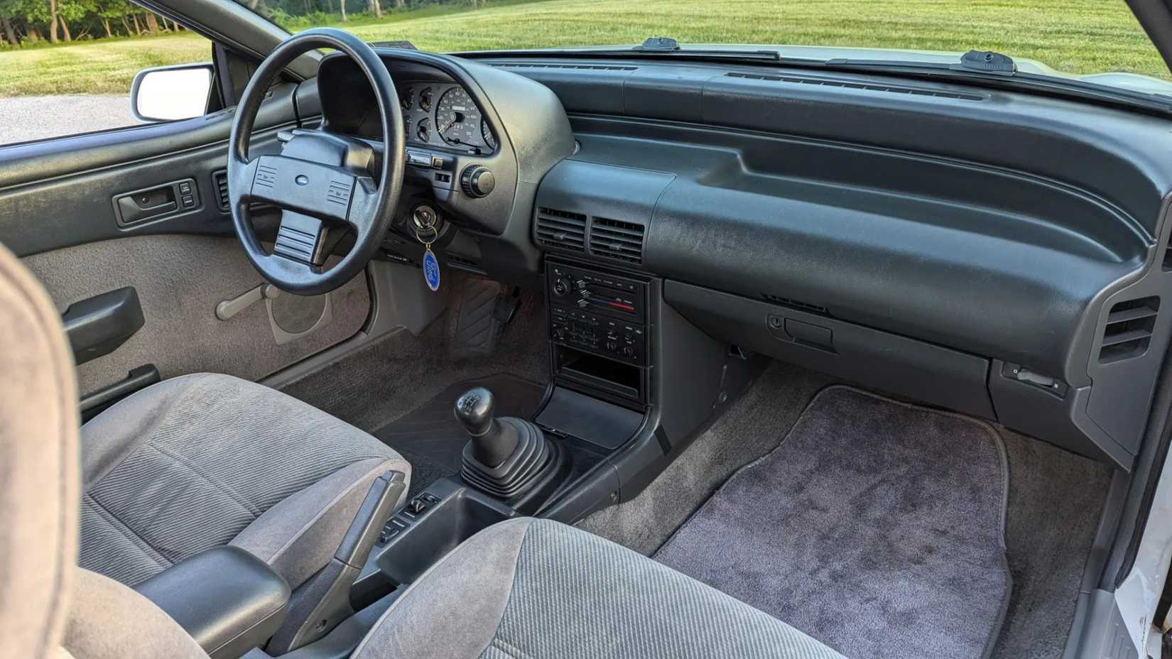 1989 ford probe interior 
