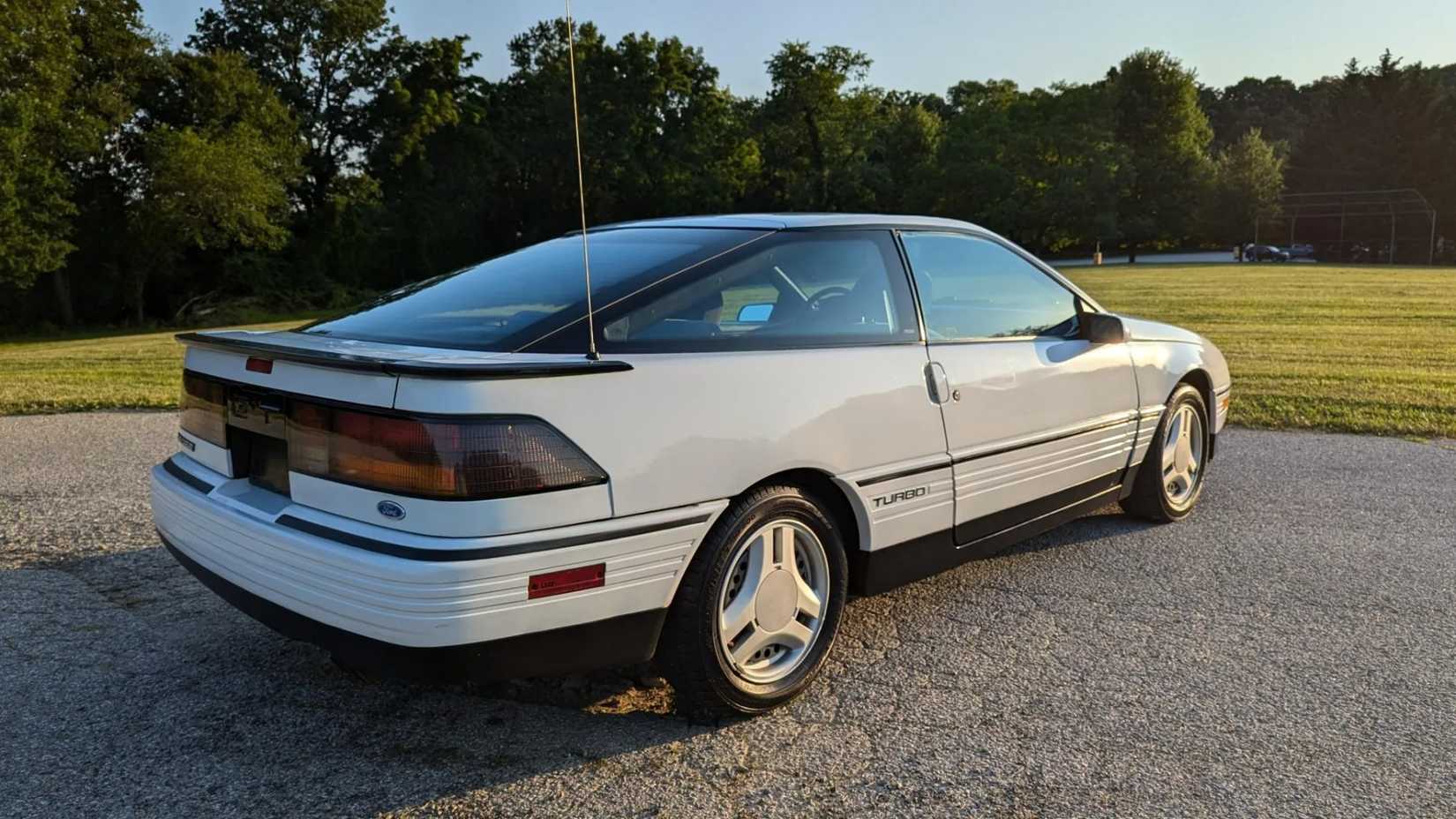 1989 ford probe rear