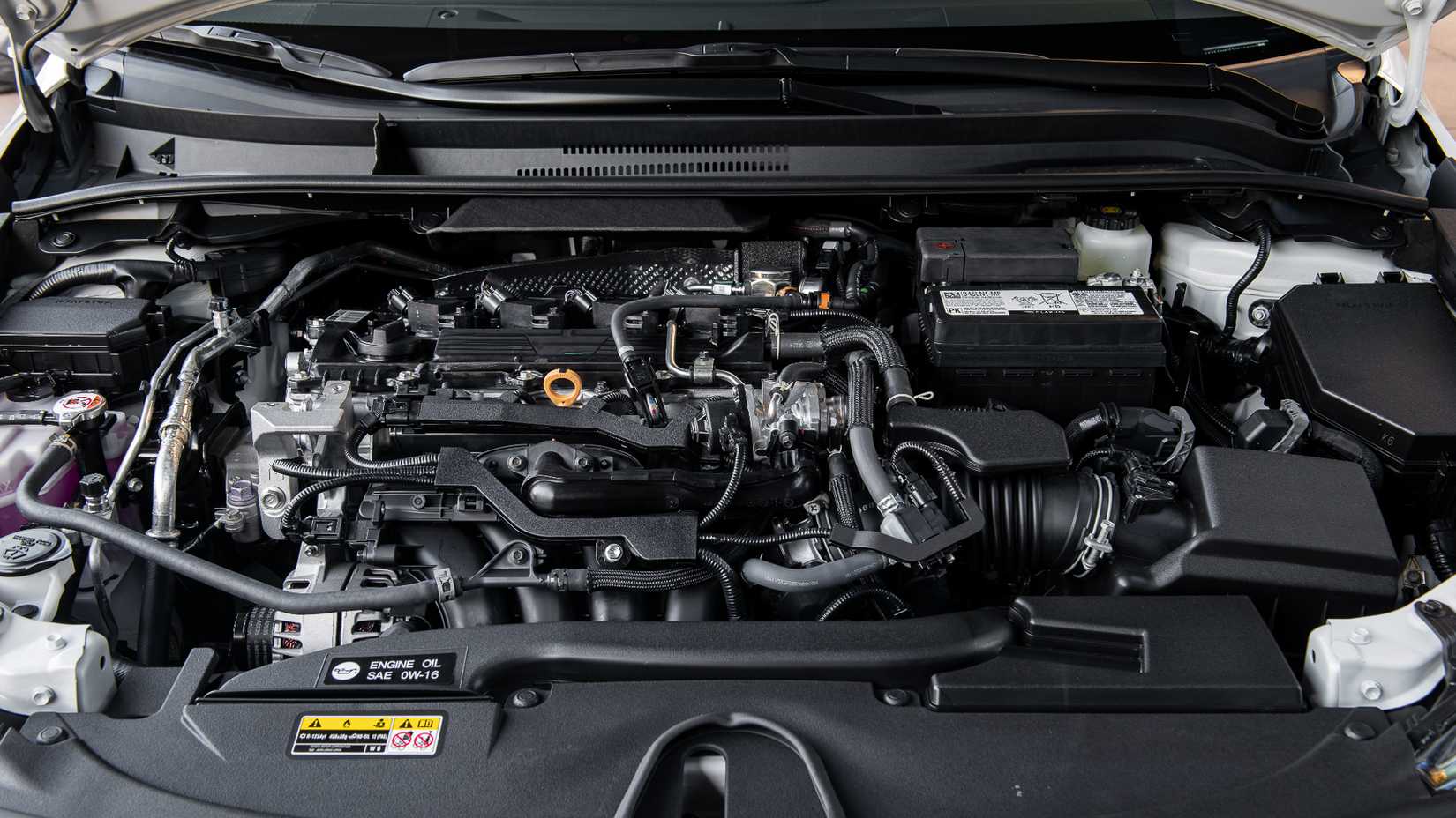 2025 toyota corolla engine