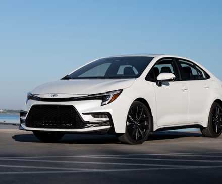 2025_Corolla_XSE_WindChillPearl_053 (1)