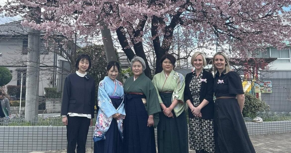 Reepham Primary School visits twin school in Japan