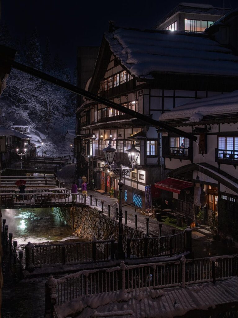 Snowy Ginzan Onsen