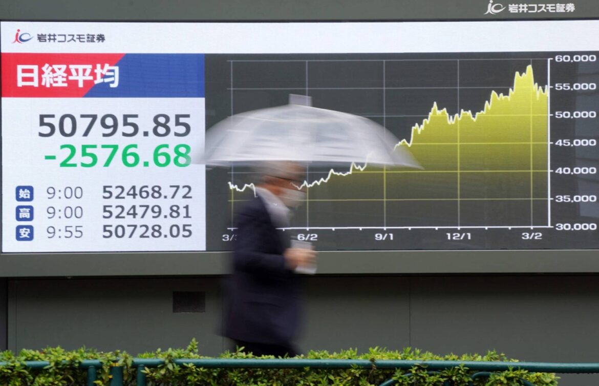 Stocks slide in Japan as Strait of Hormuz fears amplify risk-off mood Stocks slide in Japan as Strait of Hormuz fears amplify risk-off mood