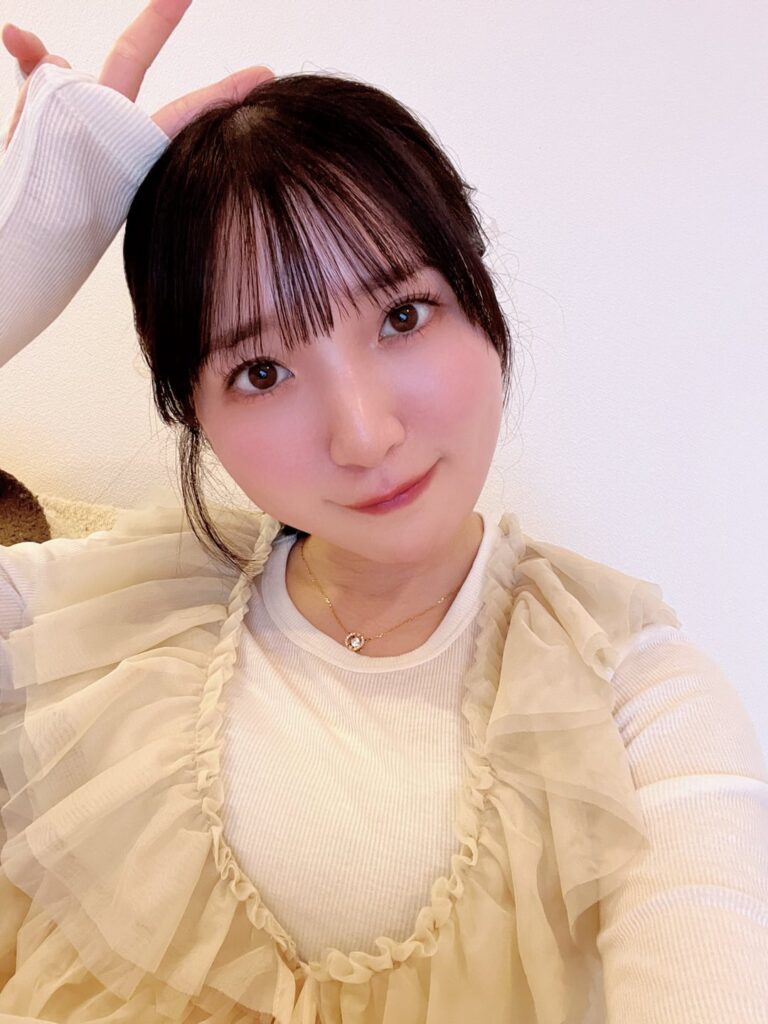 Toyota Moe from Her Birthday Countdown Livestream✌🏻✌🏻