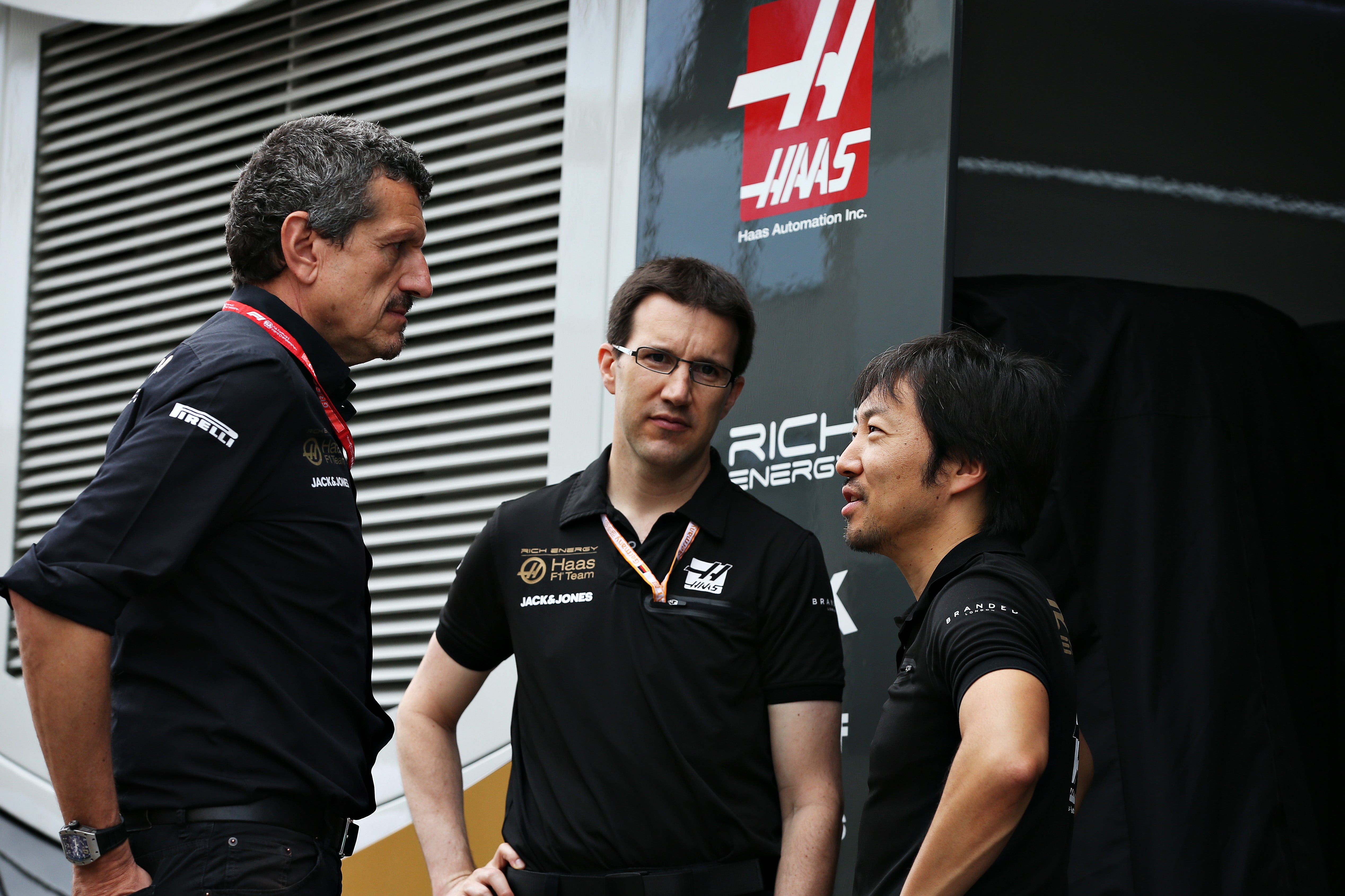 Komatsu (right) worked with Drive to Survive star Guenther Steiner (left) for eight seasons at Haas