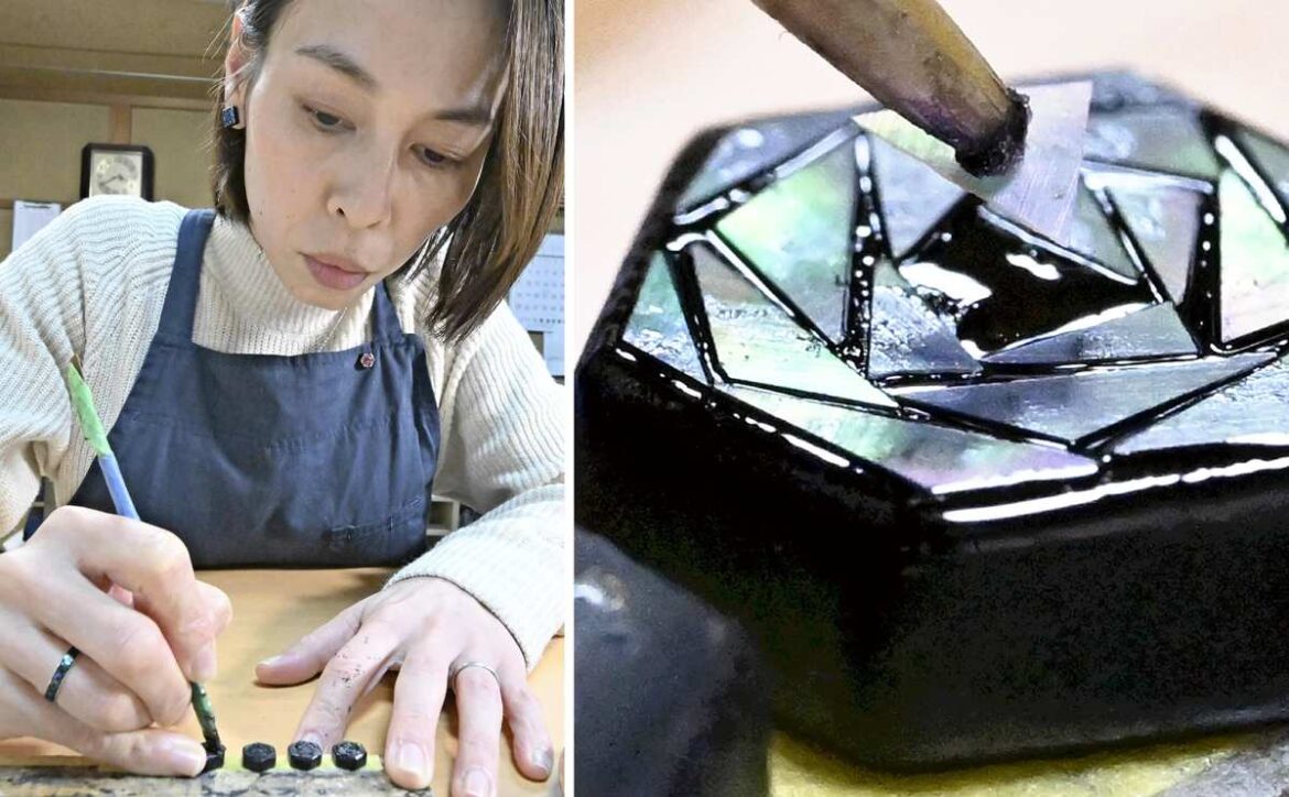 Heirs to Kyoto Talent: Mother-of-pearl Inlay Artisan Adds Sparkle of Shells to Lacquered Base with Confidence Heirs to Kyoto Talent: Mother-of-pearl Inlay Artisan Adds Sparkle of Shells to Lacquered Base with Confidence