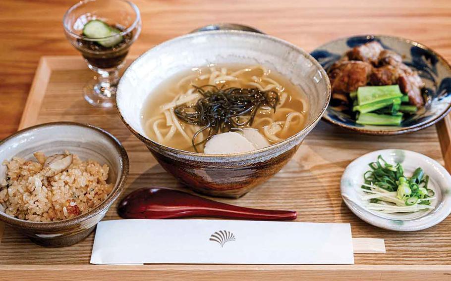 Soki soba set at Zakimi Sabo.
