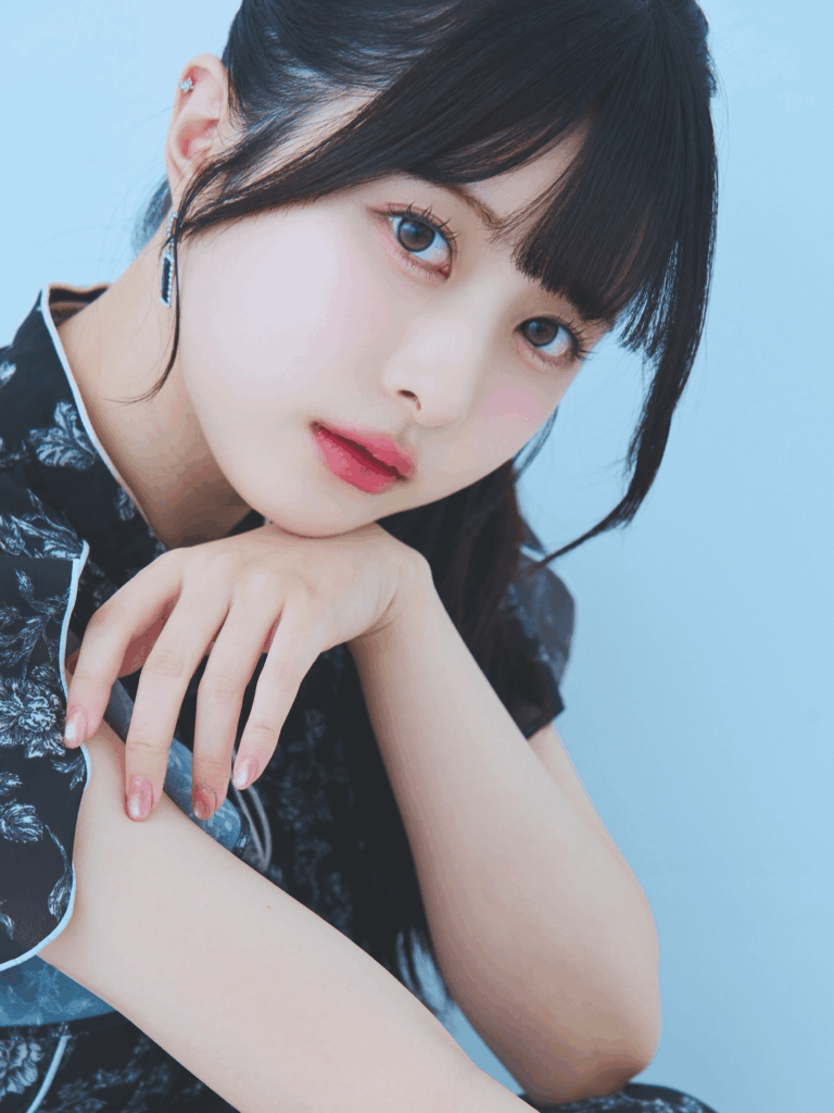 Tsukishiro Rina: 🥂🖤