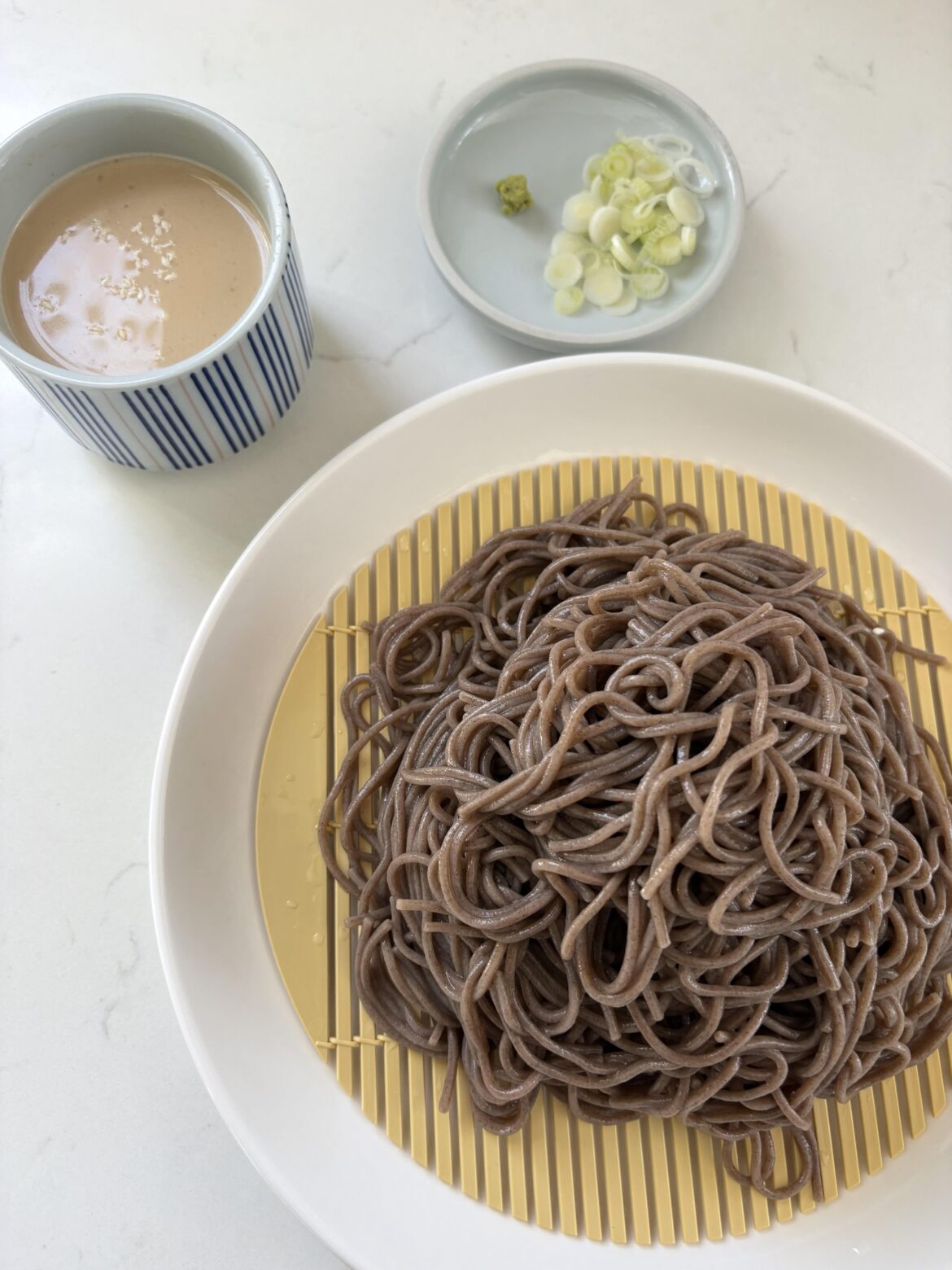 Sesame dipping soba