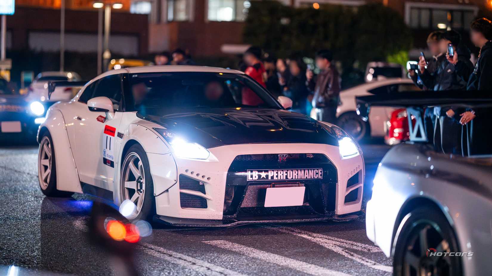 Nissan GT-R