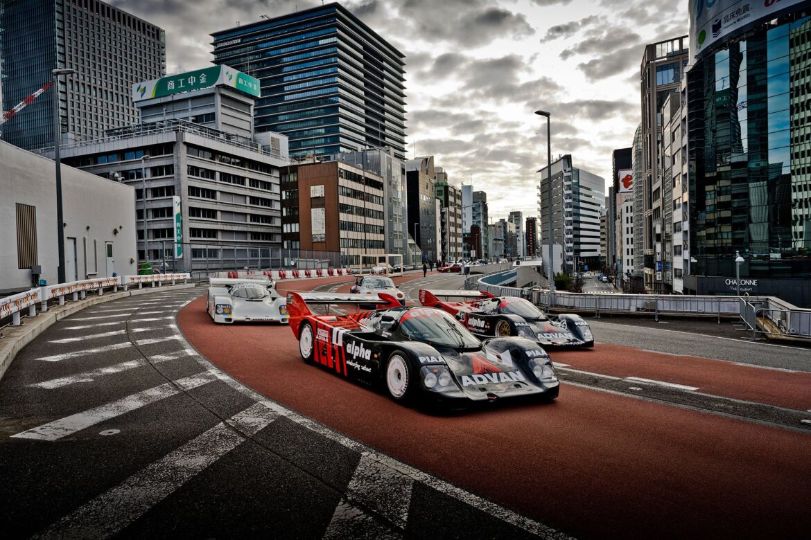 Porsches take over Tokyo Expressway at First Luftgekühlt in Japan
