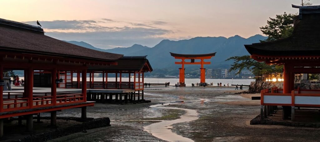 Miyajima CinemaScope 🎞️ (best rotated)
