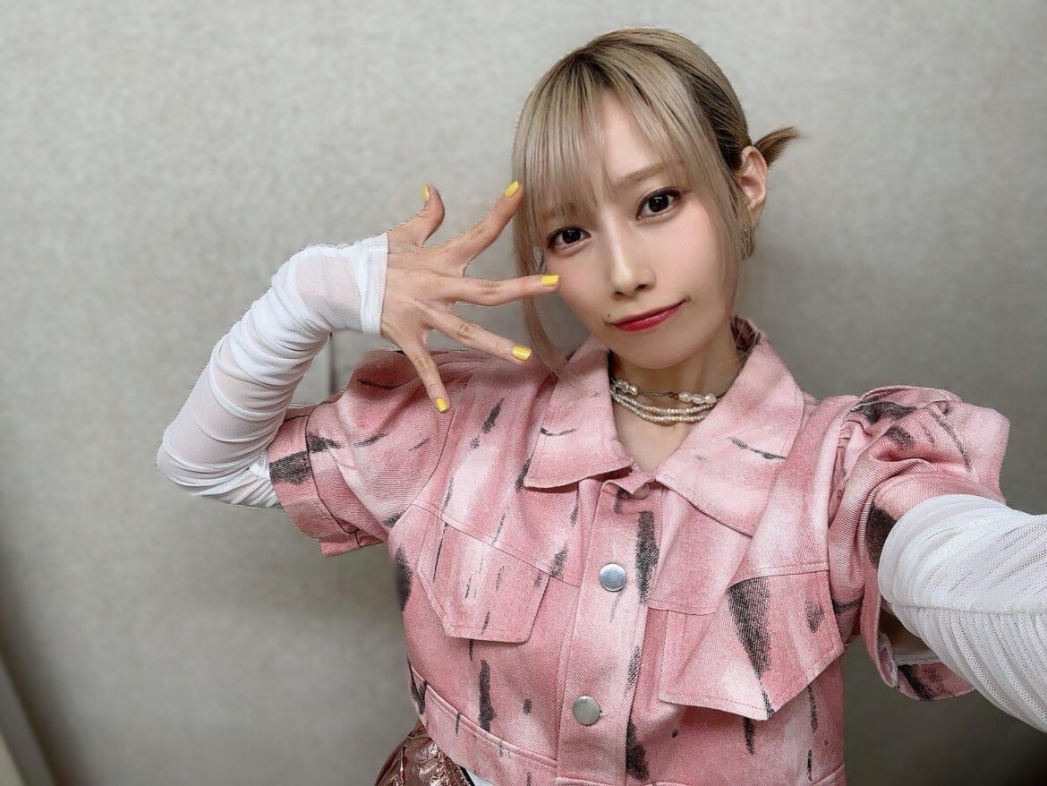 Sasaki Rico Looking Forward to Her Fan Club Stream