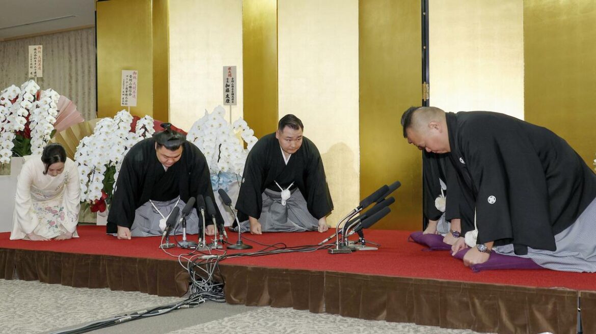 Kirishima returns to ozeki after 11 meets