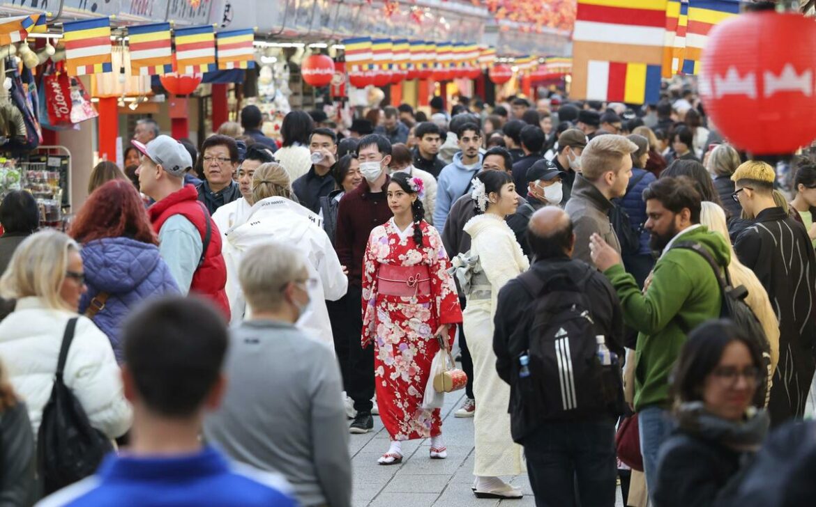 Japan gov’t to craft guidelines on dual pricing at tourism facilities Japan gov't to craft guidelines on dual pricing at tourism facilities