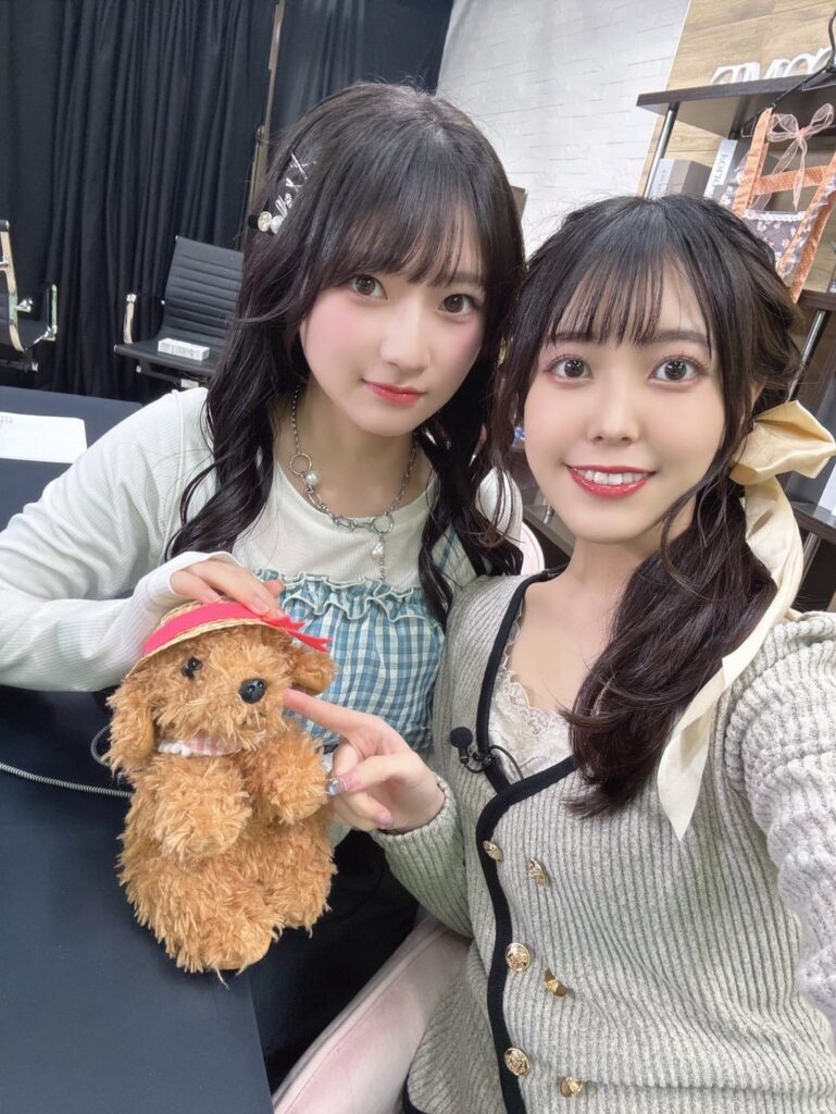 Aoki Hina and Tateishi Rin from「HinaRin Online」