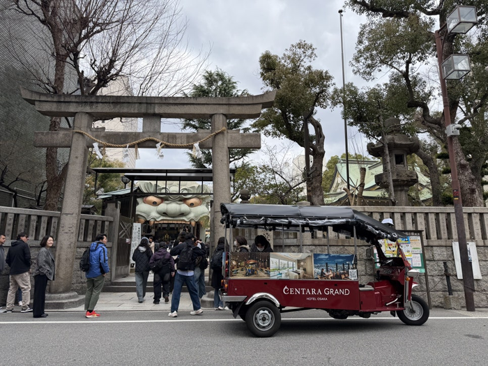 Centara Grand Hotel Osaka Tuk-tuk service / Photo = Moon Jae-yeon Travel + Reporter