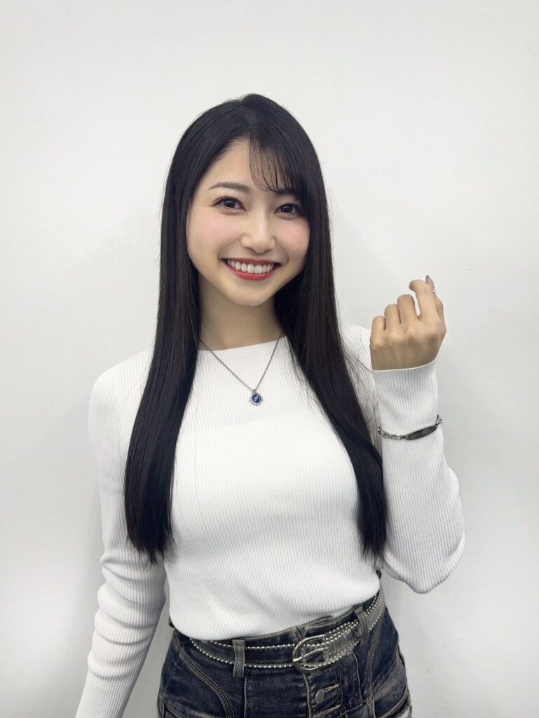 Amamiya Sora Wearing Her genuine blue Accessories