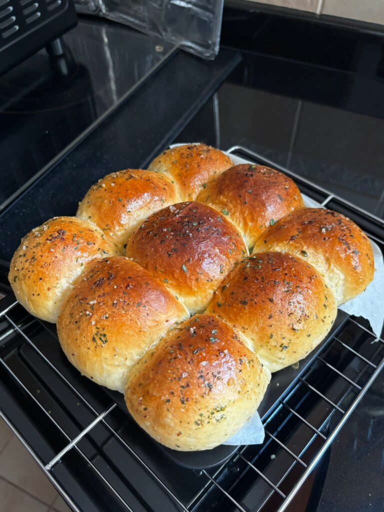Garlic bread rolls(Japanese style), My fav!!!