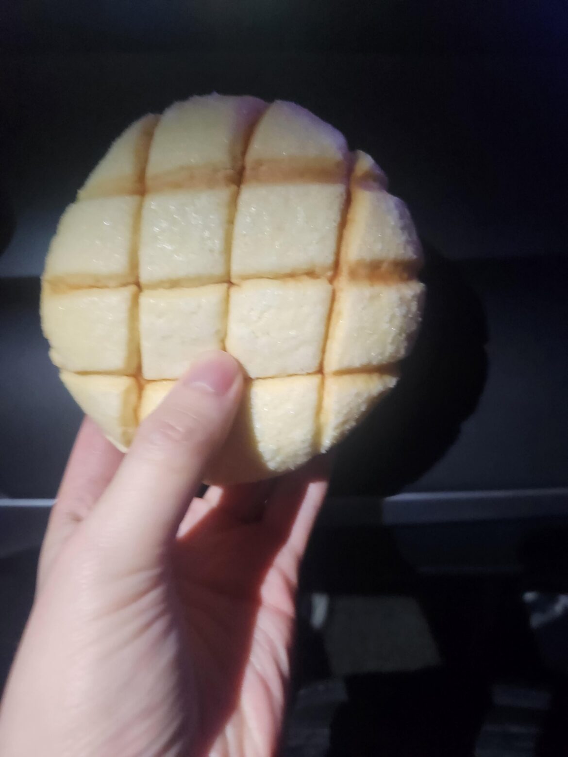 Melon bread with cream vs no cream