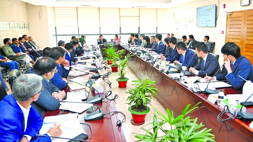 Dhaka discusses airport terminal with Tokyo
