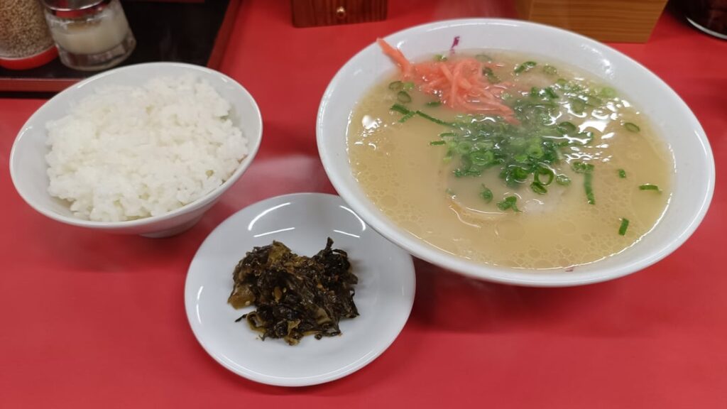 A Simple, Nostalgic Tonkotsu Ramen in Beppu.