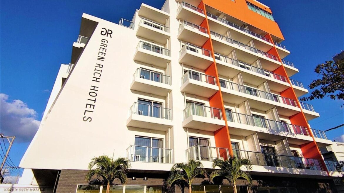 Green Rich Hotel Okinawa Nago (Artificial hot spring Futamata Yunohana) | Travel Book