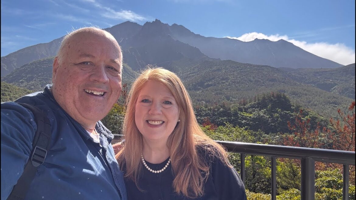 LIVE SAILAWAY KAGOSHIMA SAKURAJIMA JAPAN