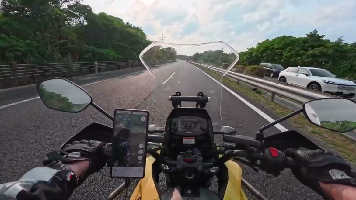 Uruma to Nago-Okinawa-Vstrom250sx