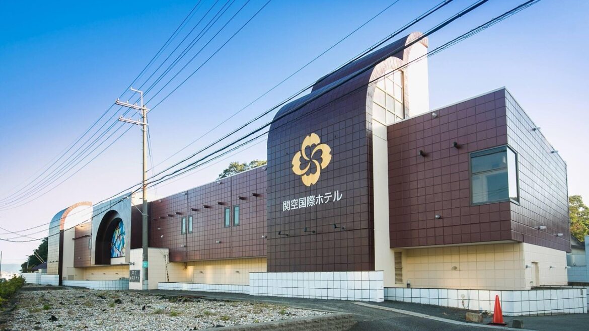 Kanku Kokusai Hotel, Wakayama, Japan | Travel With Yashvi