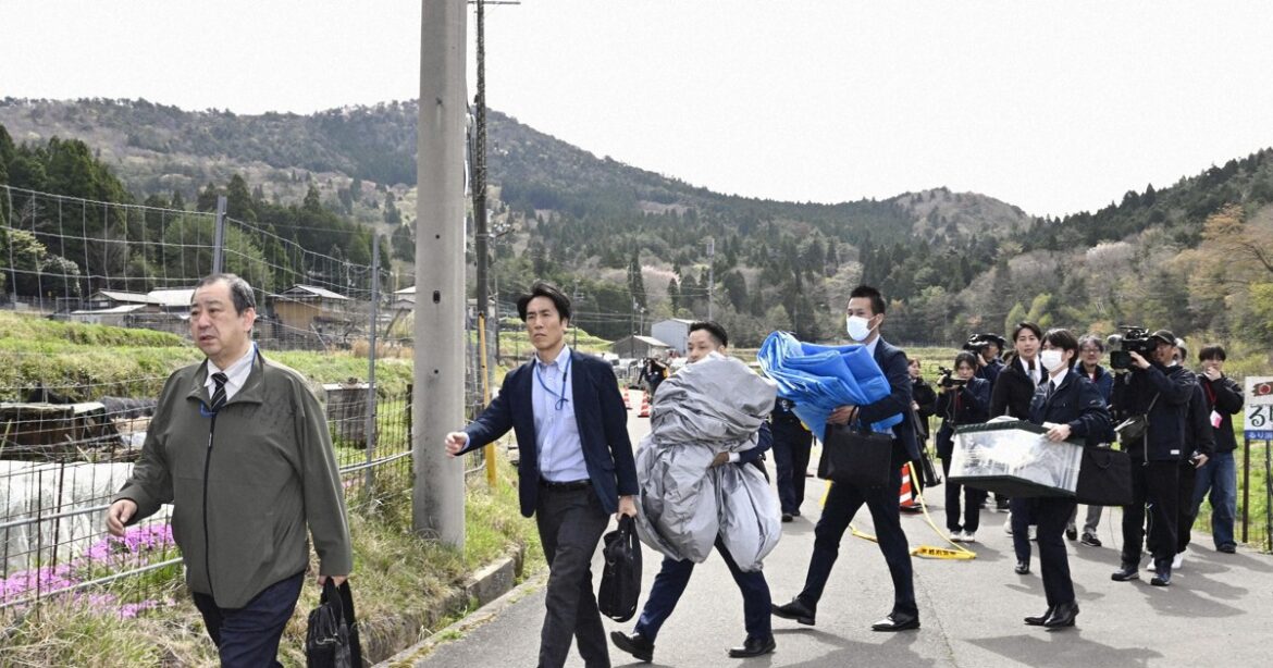 Man confesses to strangling 11-year-old stepson in Kyoto Pref.