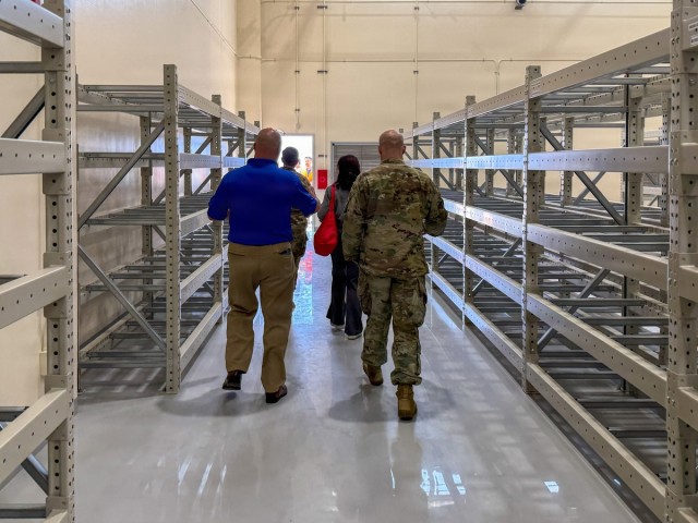 USAG Japan commander visits Okinawa