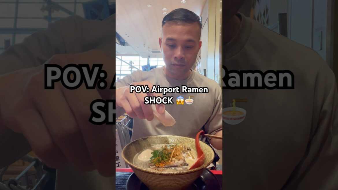 Best Japanese Ramen at an Airport?! ๐ณ๐ (Better Than Restaurants) Best Japanese Ramen at an Airport?! ๐ณ๐ (Better Than Restaurants)