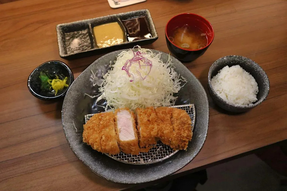 tonkatsu daiki - rosu set