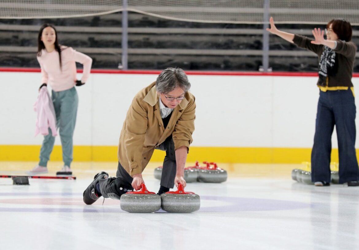 Ambassadors of Korea and Japan visit ice rink at Ali Bin Hamad Al Attiyah Arena Peninsula