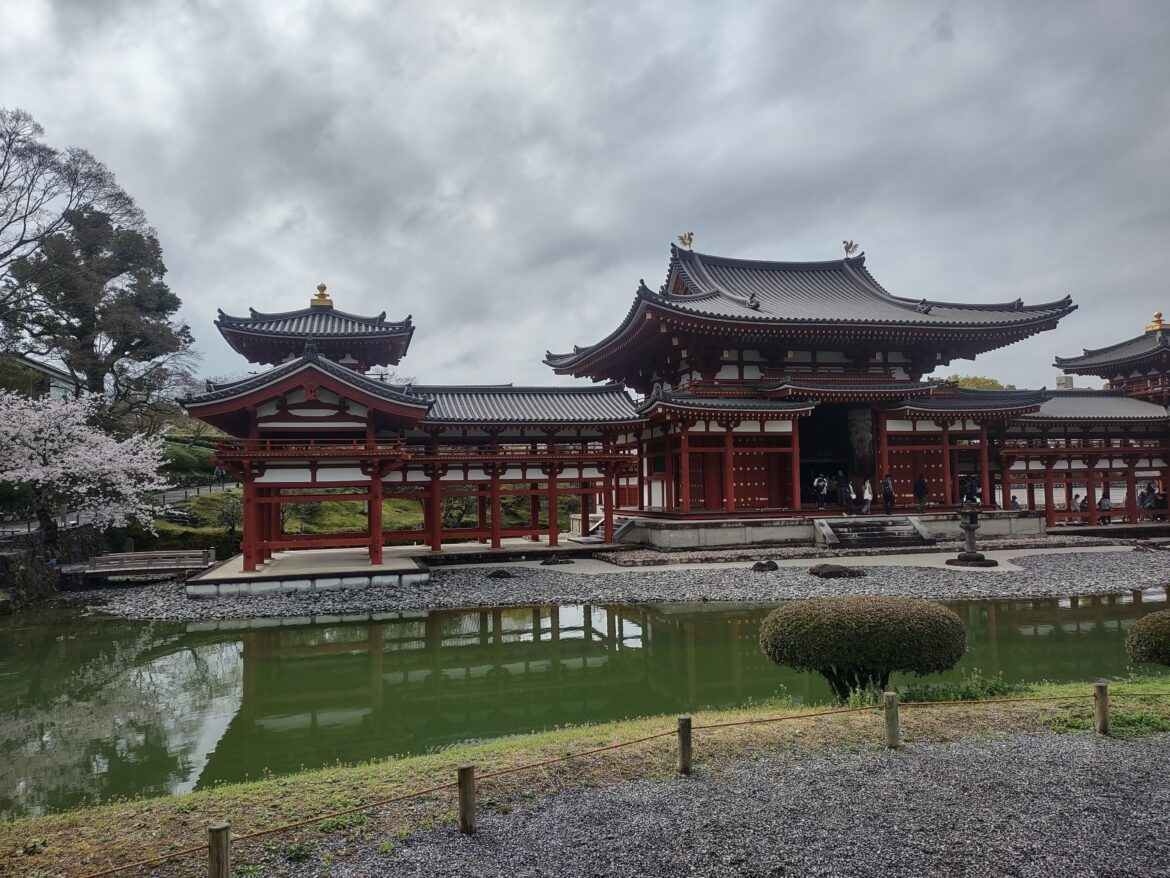 Byōdo-in Temple, Uji