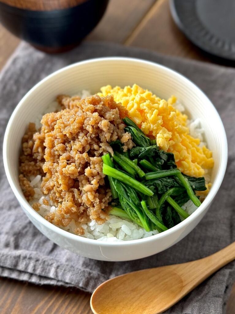 Soboro Three-Color Rice Bowl (Sanshoku Don, 三色丼)