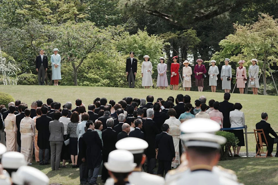 Japan imperial couple hosts spring garden party
