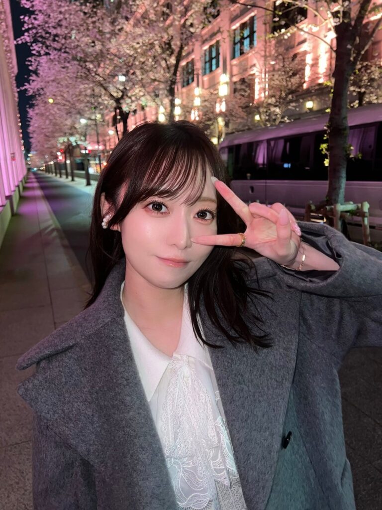 After Work Sakura with Ishitobi Erika🌸