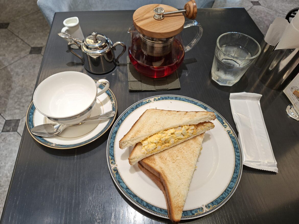 CaFé LA MILLE atré Ofuna