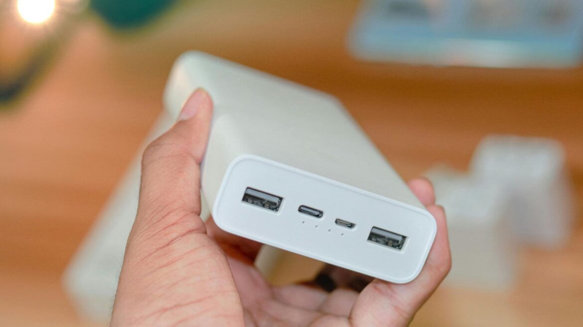 Japan Tightens Power Bank Rules On Flights: What Flyers Should Know