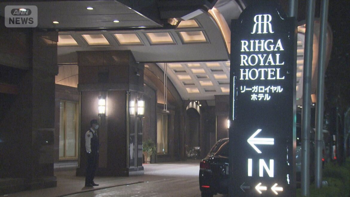 Woman accused of stabbing dining companion in head at Shinjuku luxury hotel Woman accused of stabbing dining companion in head at Shinjuku luxury hotel