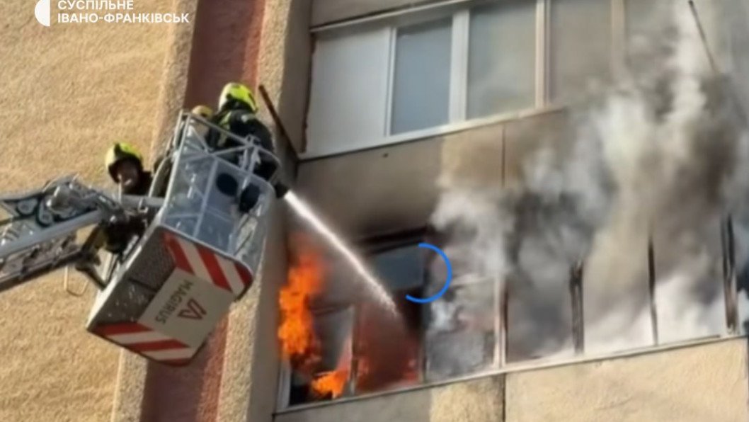 Maternity Hospitals and Residential Areas Damaged in Latest Drone Attack on Ivano-Frankivsk