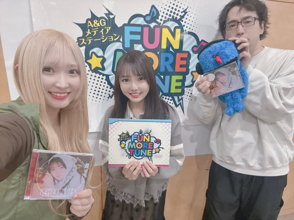 Shiraishi Haruka, Asakura Momo, and Yasumoto Hiroki from FUN MORE TUNE