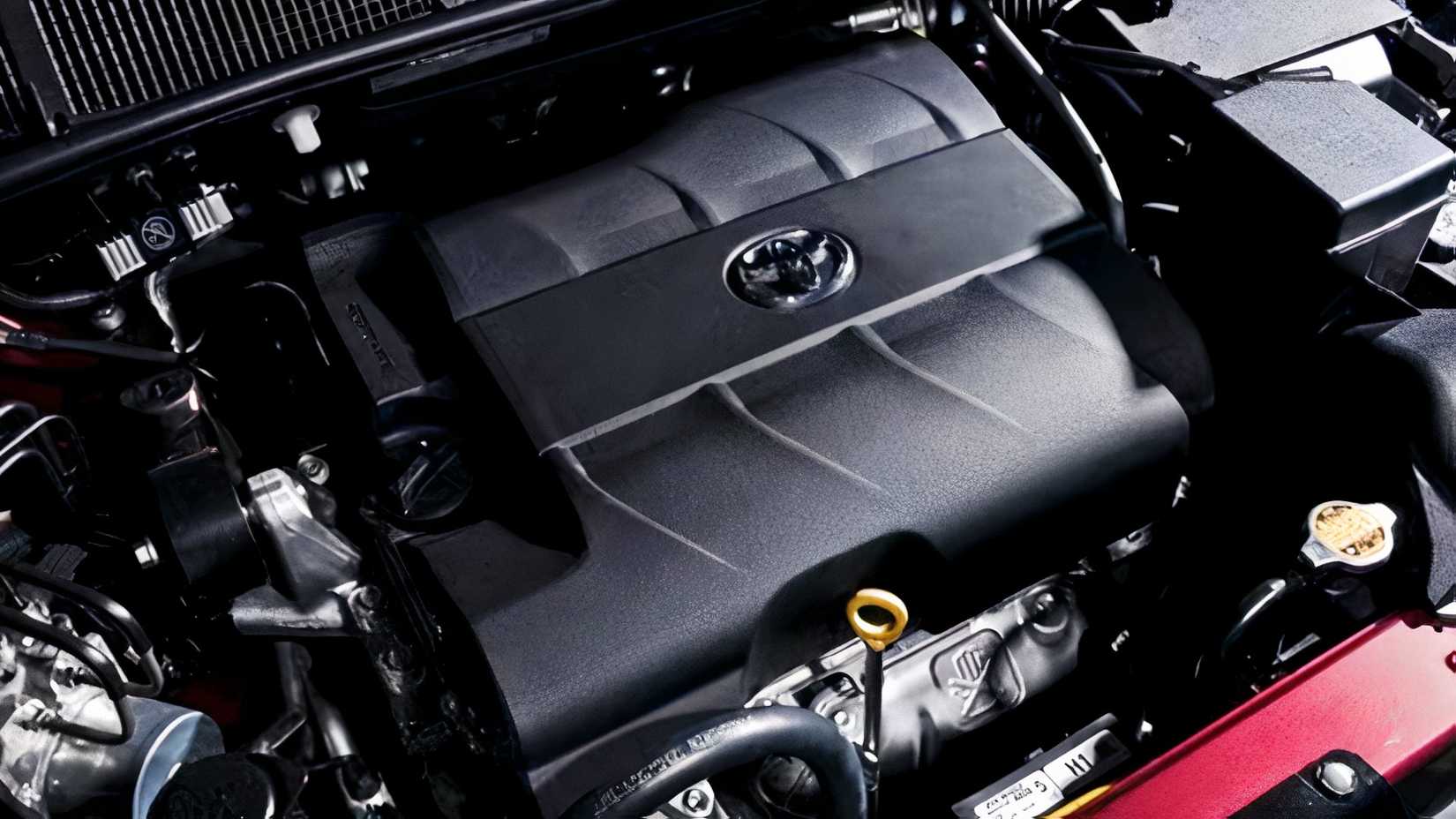 Shot of a 2016 Toyota Sienna's engine