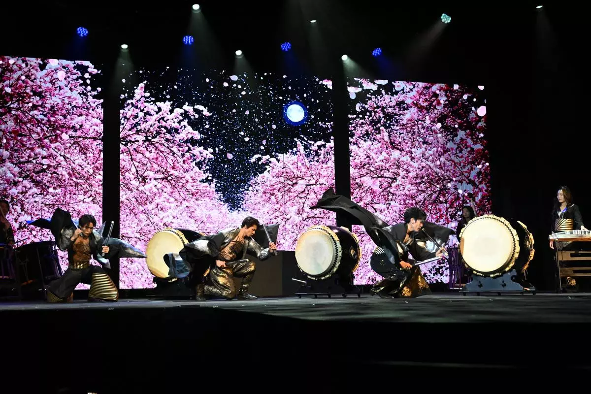 DRUM TAO delivering a powerful taiko performance