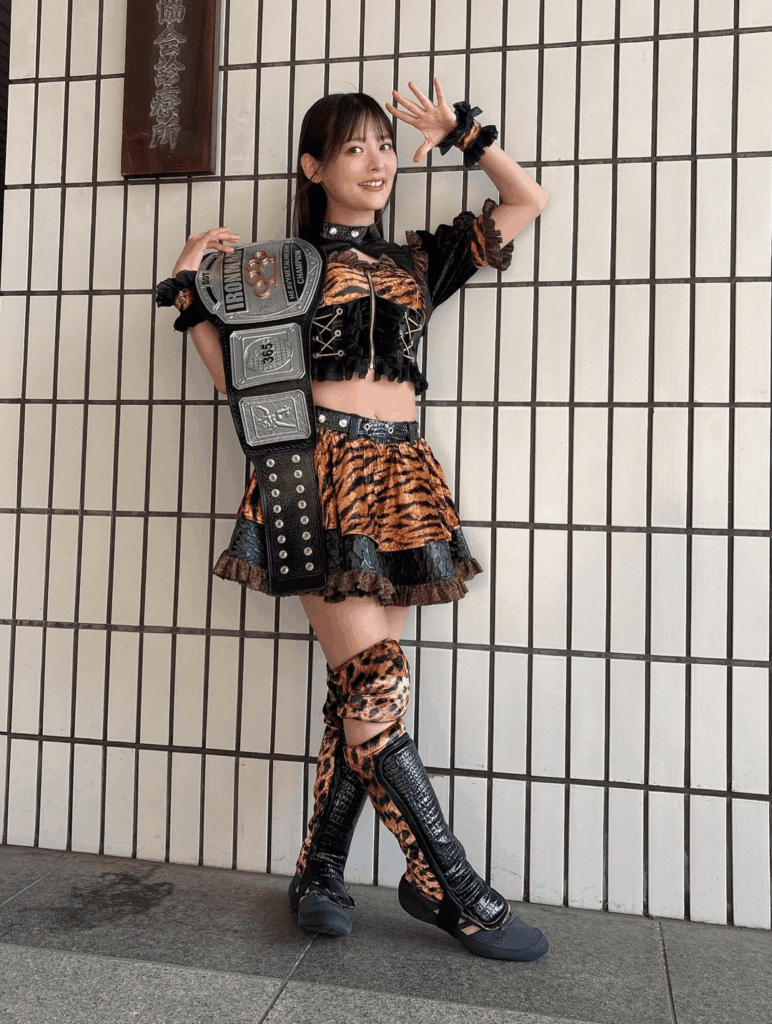 Happy Friday from Uesaka Sumire