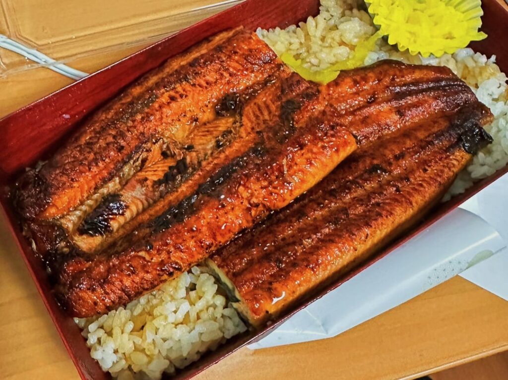 うなぎ丼とすき家の牛丼💕